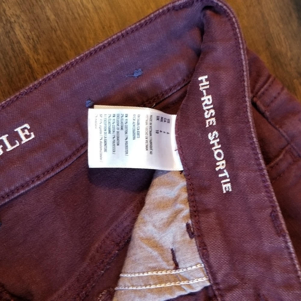 High Rise Shortie - Picture 2 of 3